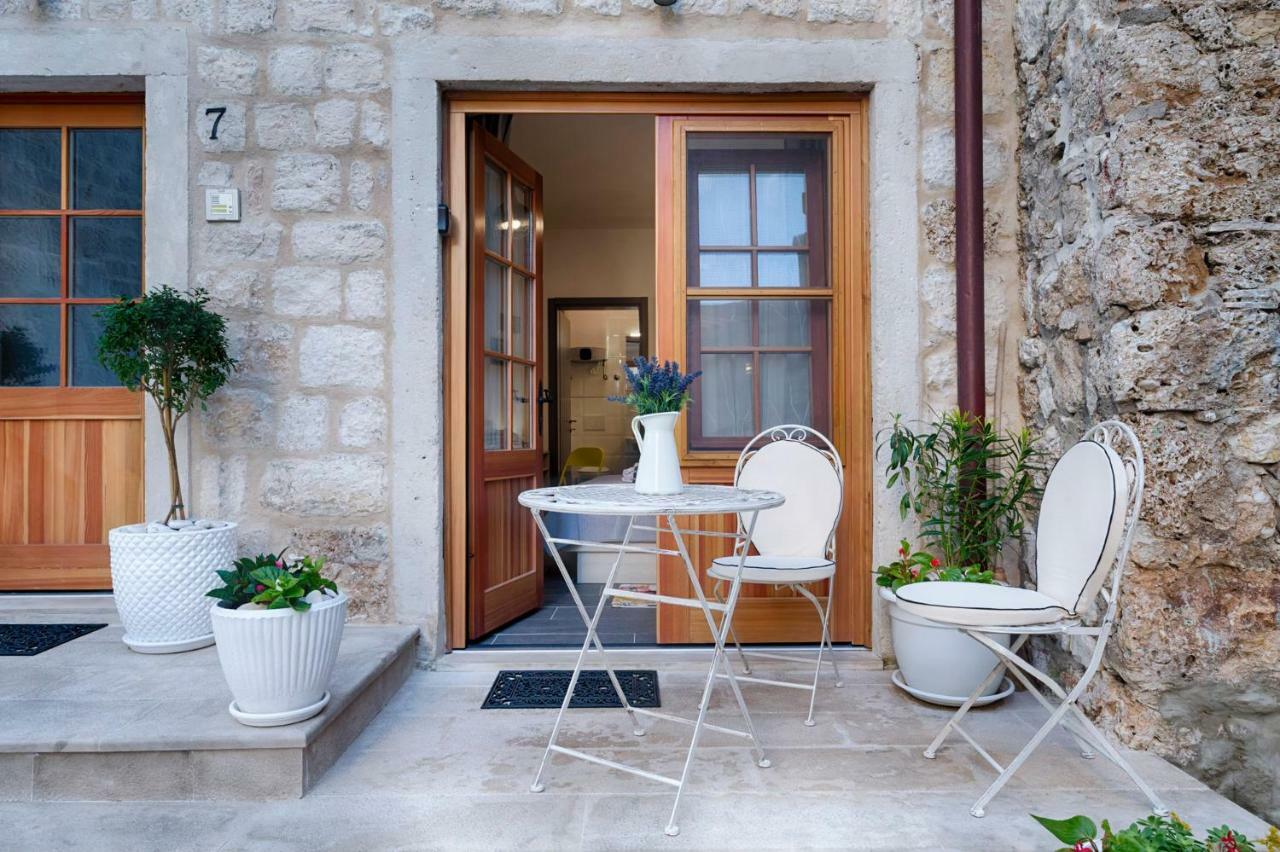 En Suite Room Demaria Komiza Exterior photo